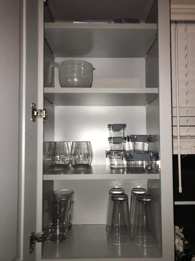 Hidden Hideaway! Bungalow 2 Blocks From The Beach! Sleeps 3 Villa Galveston Bagian luar foto